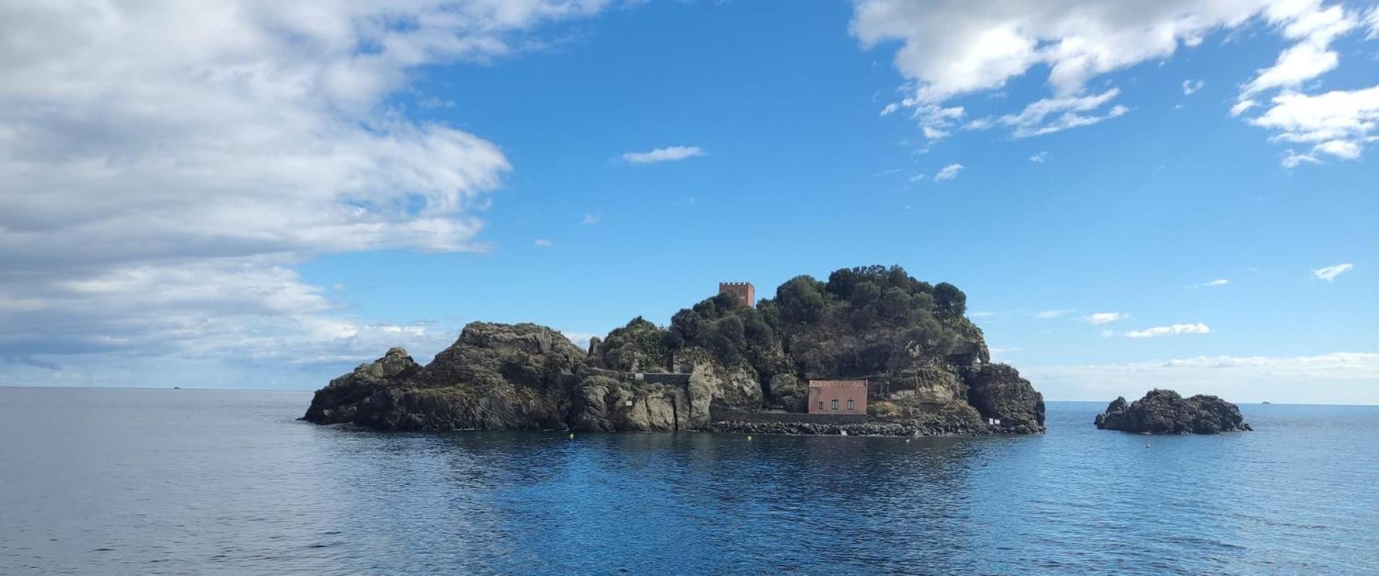 Sara Casa Acitrezza Leilighet Aci Castello Eksteriør bilde